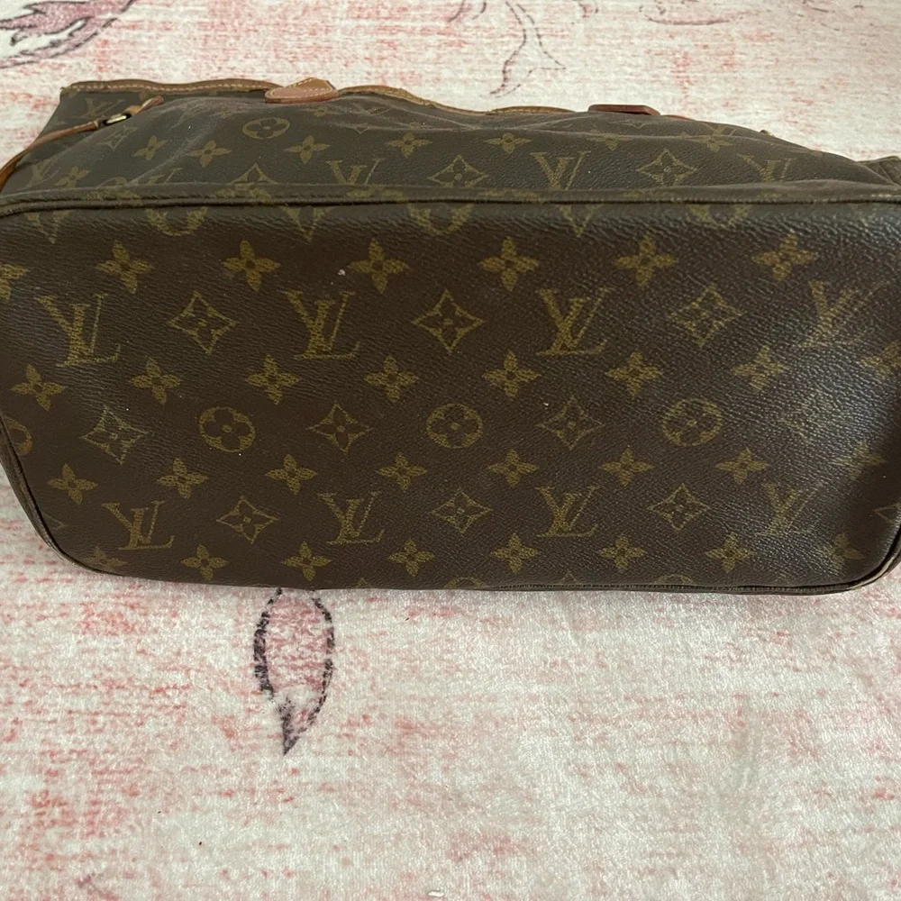 Louis Vuitton Neverfull MM - Picture 4 of 7